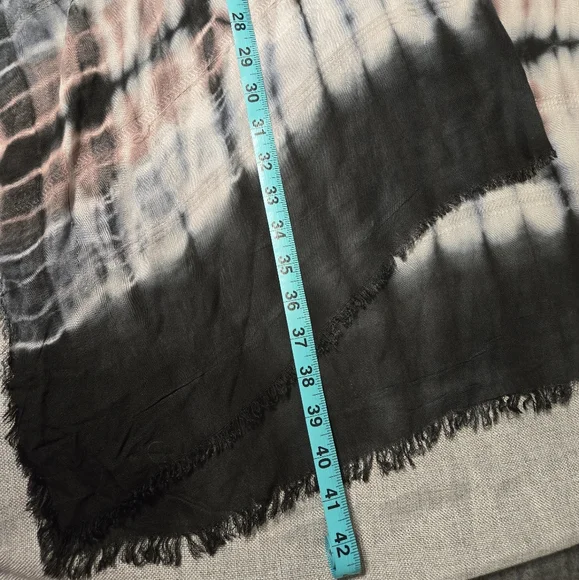 WOVEN HEART Black White Tie-Dye Kimono Beach Cover Up Raw Hem One Size - Picture 14 of 14